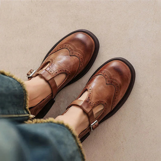 VELDA | ELEGANTES MARY JANES DE CUERO ZYRO